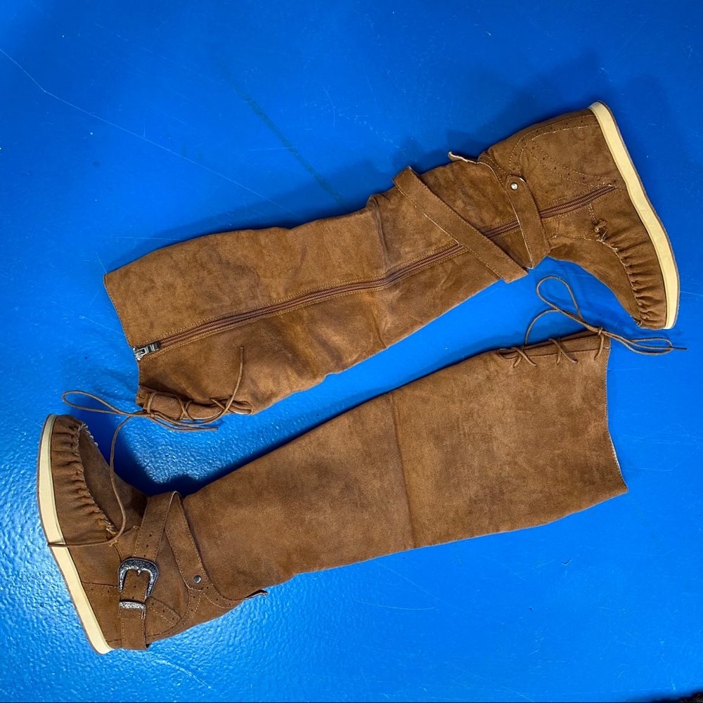 Slouchy Faux Suede Leather Lace - Picture 4 of 4